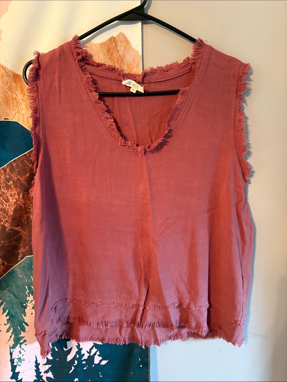 LA MIEL Frayed V-Neck Sleeveless Tank in Dusty Rose